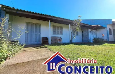 C331 - residência localizada em região de moradores em imbé