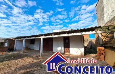 C399 - residência localizada em região de moradores em imbé