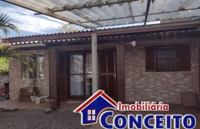 C120 - ótima residência localizada no bairro harmonia em imbé