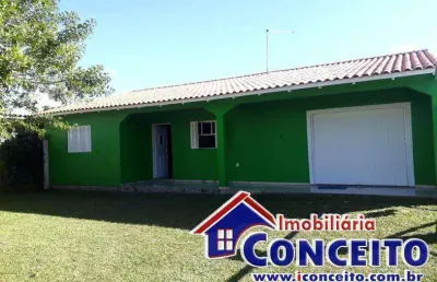 C369 - ótima residência localizada no balneário presidente