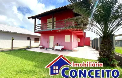 C94 - excelente sobrado composto de 03 dormitórios a 100 metros do mar