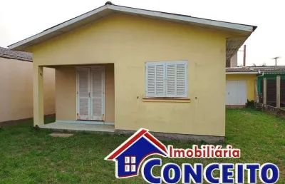 C270 - excelente residência a 200 metros do mar em mariluz