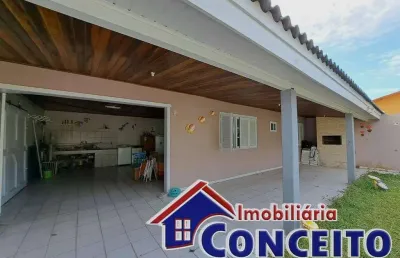 C165 - excelente residência em ótima localização no balneário presidente