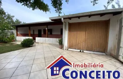 C121 - excelente residência a 800 metros do mar em mariluz