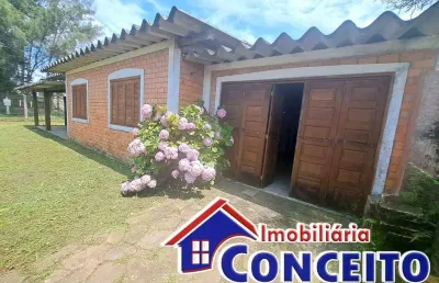 C547 - imóvel de esquina a 300 metros do mar localizado em santa terezinha