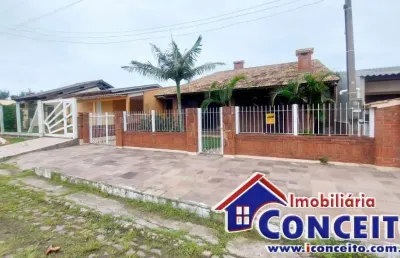 C554 - linda residência localizada próxima ao mar em mariluz