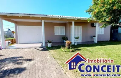 C311 - linda residência de esquina no balneário santa terezinha