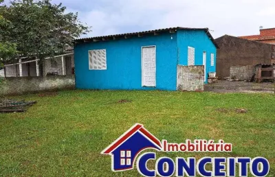 C247 - residência em ótima localização no balneário mariluz norte