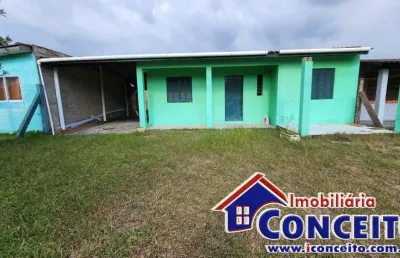 C497 - residência localizada em região tranquila no balneário mariluz