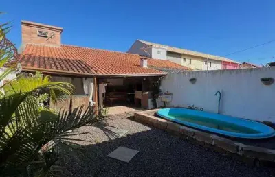C1029 - residência composta de 03 dormitórios em ótima localização