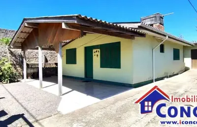 C651 - residência a 550 metros do mar no balneário imara