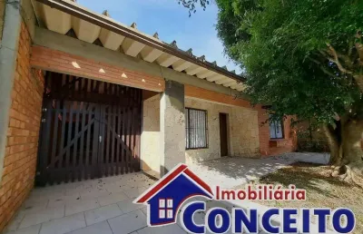 C1043 - ótima residência em excelente localização no centro de imbé