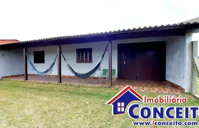 C683 - linda residência próxima do mar localizada no balneário presidente