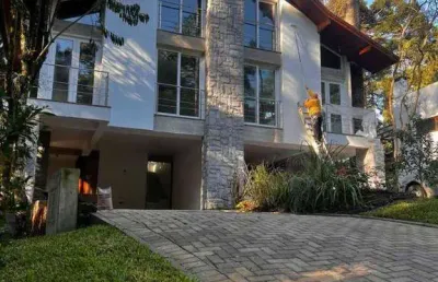 Casa com 3 dormitórios à venda, 222 m² - vila luiza - canela/rs