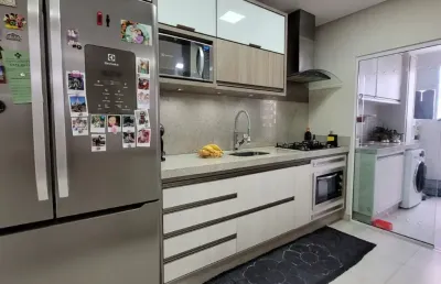 Lindo apartamento de 3 dormitórios no centro de criciúma