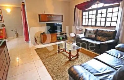 Sobrado com 3 quartos e 400m² para venda no tremembé
