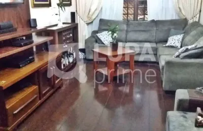 Sobrado com 3 quartos e 5 vagas para venda, são miguel paulista, são paulo