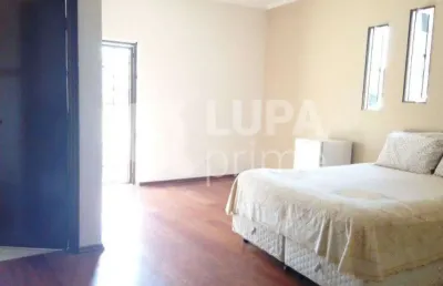 Casa à venda com 500 m2  4 quartos (2 suítes) e 8 vagas de garagem a venda na vila maria alta