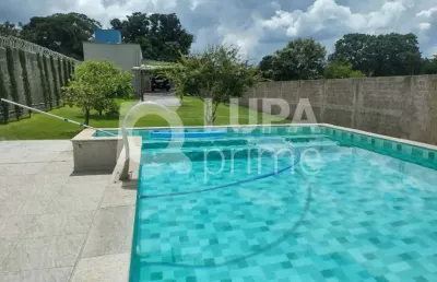 Casa térrea com 3 dormitórios sendo 2 suítes à venda em taquaritinga!