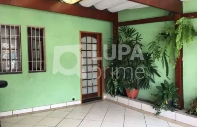 Sobrado com 3 dormitórios sendo suítes á venda na vila medeiros