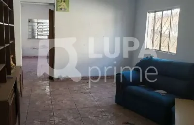Casa térrea com 2 dormitórios á venda na vila constança