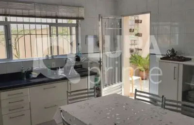 Sobrado com 2 quartos e 2 vagas a 10 minutos do tucuruvi