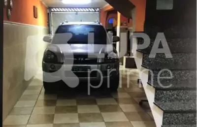 Sobrado com 3 dormitórios de 250m² à venda na vila nova mazzei