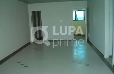 Sala comercial com 2 salas para alugar na Rua Alferes Magalhães, 92, Santana, São Paulo