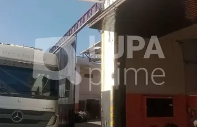 Galpão com 525m² de área construída para locação no parque novo mundo