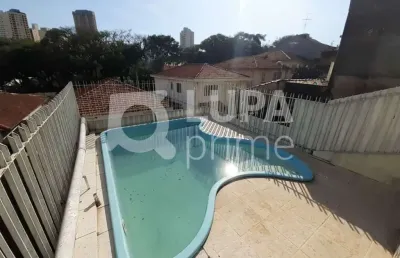 Sobrado com 3 dormitórios, 2 banheiros e piscina à venda - santana