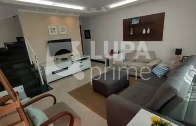 Sobrado com 3 dormitórios à venda no jardim paraíso!