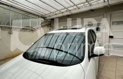 Sobrado com 3 dormitórios sendo 1 suíte à venda na vila irmãos arnoni