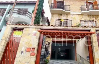 Sobrado geminado com 3 dormitórios sendo 1 suíte à venda na vila isolina mazzei!