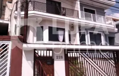 Sobrado com 3 dormitórios sendo 1 suíte á venda na vila nova mazzei