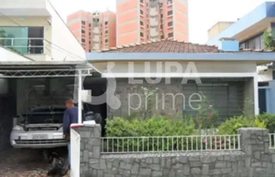 Casa térrea com 400 m2 de área total do terreno- em santana