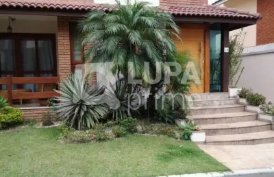 Condomínio fechado - tucuruvi - 400 metros quadrados - 4 suítes - 4 vagas.