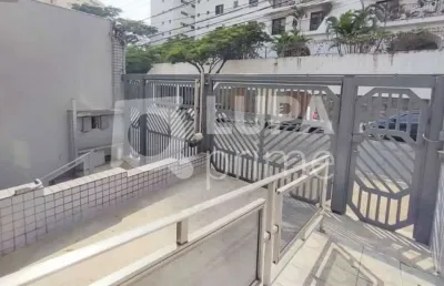 Sobrado com 4 dormitórios sendo 1 suíte á venda em santana
