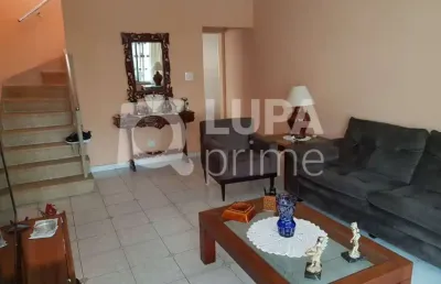 Sobrado com  de  3 dormitórios  á venda no jardim frança