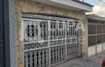Casa térrea com 3 dormitórios á venda na vila medeiros.