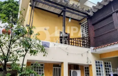 Sobrado com 3 dormitórios sendo 1 suíte para locação na água fria