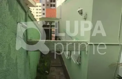 Sobrado com 4 dormitórios sendo suítes à venda na vila dom pedri ii !