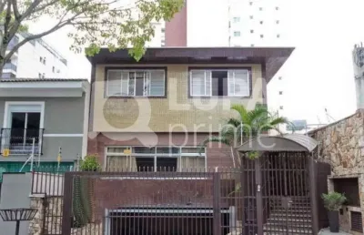 Sobrado com 4 dormitórios sendo 2 suítes para locação em santana