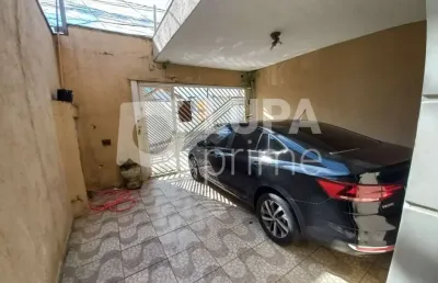 Sobrado com 2 dormitórios sendo 1 suíte á venda vila dom pedro ii
