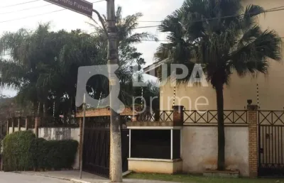 Sobrado condomínio fechado a venda - horto florestal