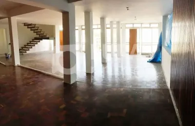 Lindo sobrado 4 pavimentos para locação comercial ou residencial !