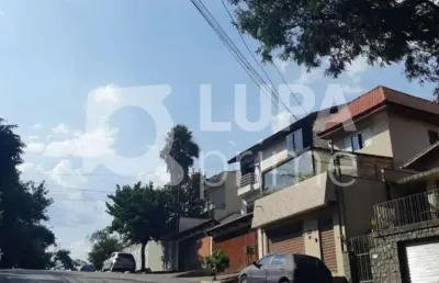 Sobrado com 3 dormitórios sendo 1 suíte á  venda vila ester