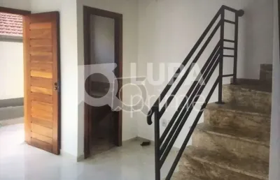 Sobrado em condomínio fechado com 2 dormitórios à venda em santa teresinha