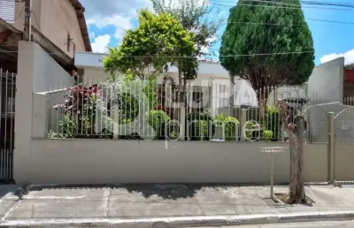 Casa térrea com 3 dormitórios sendo 1 suíte á venda na vila nova mazzei!