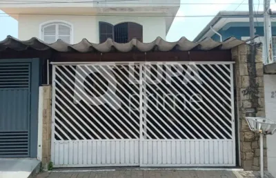 Sobrado com 3 dormitórios sendo 1 suíte a venda na vila ede