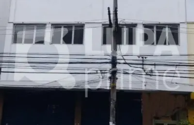Prédio com 9 salas para alugar na Rua Voluntários da Pátria, 1553, Santana, São Paulo